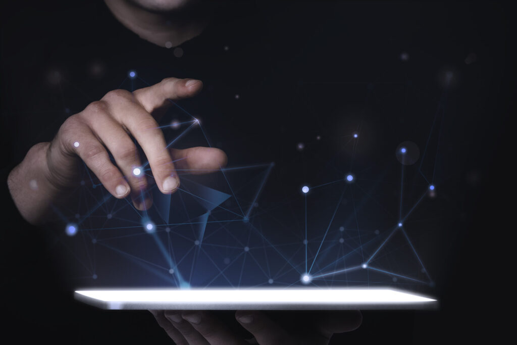 Što znači “human-in-the-loop” u primjeni umjetne inteligencije i zašto je važan?